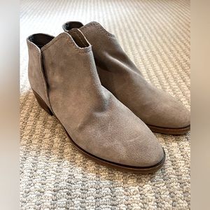 Dolce Vita Ankle Boots Suede